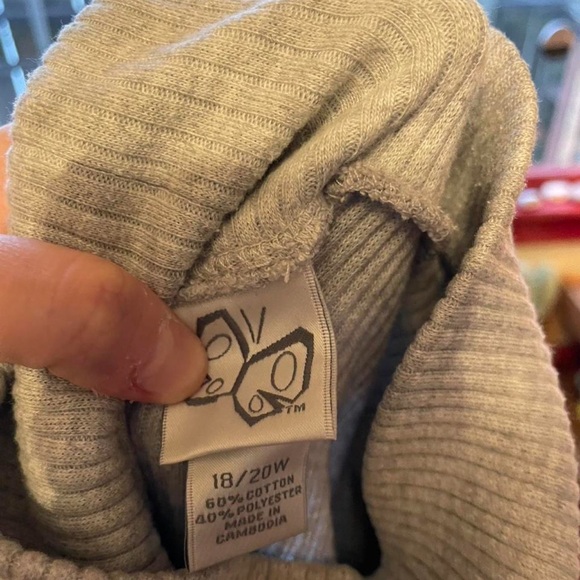 VINTAGE Butterfly Black and Gray Striped Sweater - Picture 5 of 5